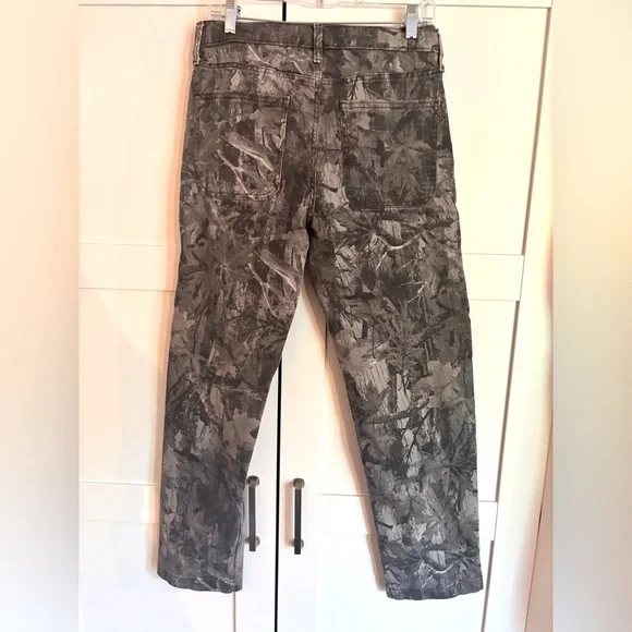 Hollister Men’s Camo Loose Jeans - size 29 w x 32 - Picture 5 of 8